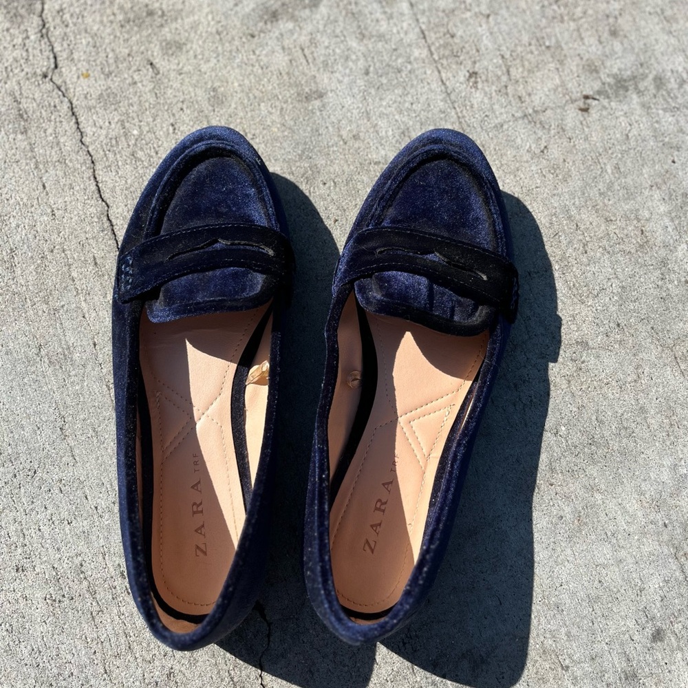 Zara Blue Suede Flats Minimalist Design